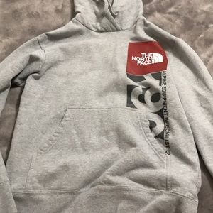 Men’s small North Face hoodie